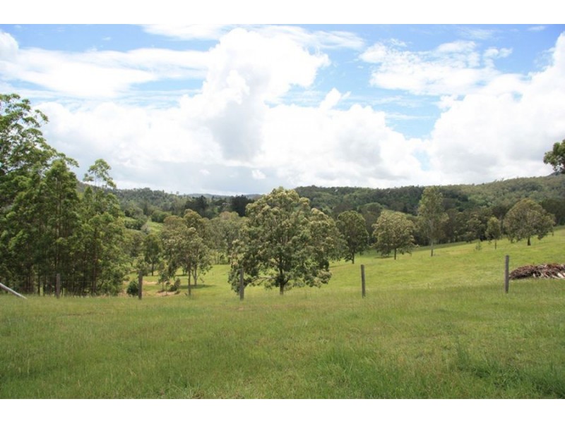 131 Hartwig Road, Mothar Mountain QLD 4570