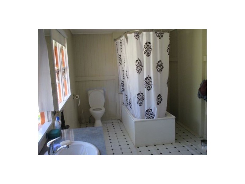 92 Arboreleven Road, Glenwood QLD 4570