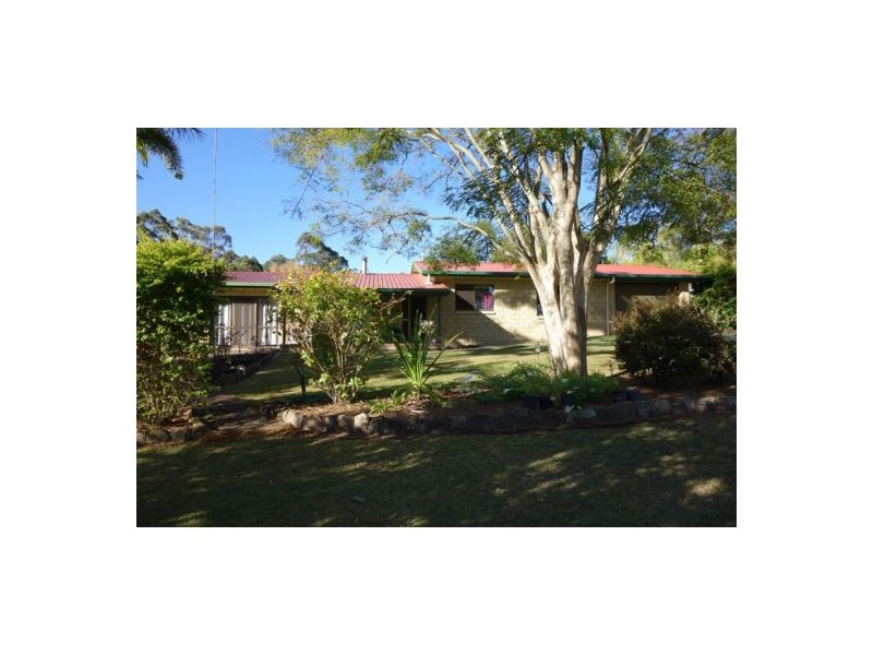 3 Daphne Street, Southside QLD 4570