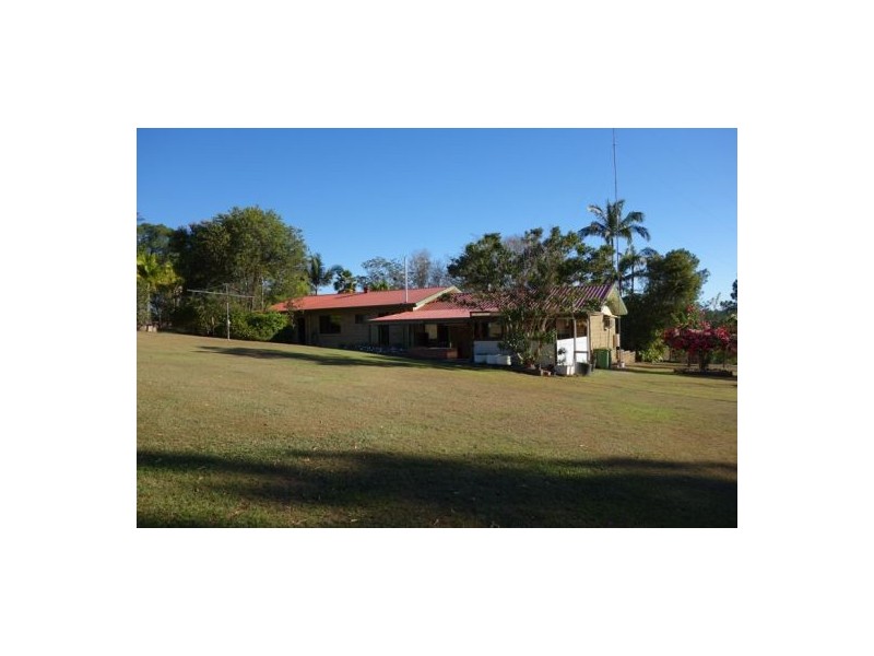 3 Daphne Street, Southside QLD 4570