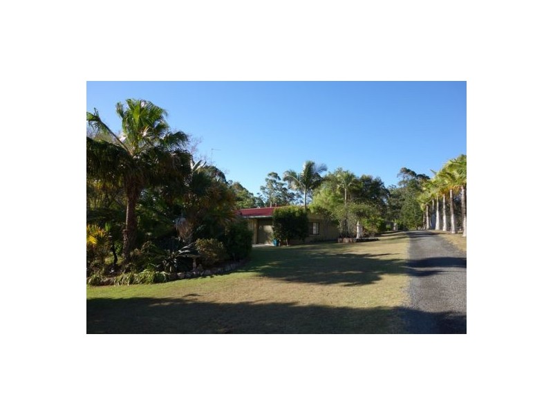 3 Daphne Street, Southside QLD 4570