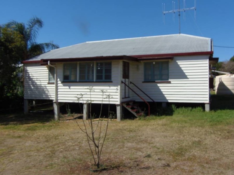 6 Munro Street, Goomeri QLD 4601