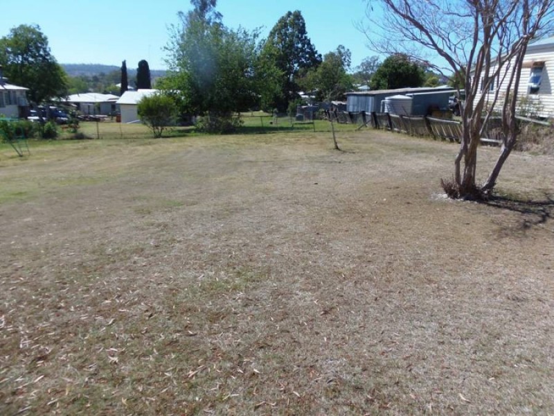 6 Munro Street, Goomeri QLD 4601