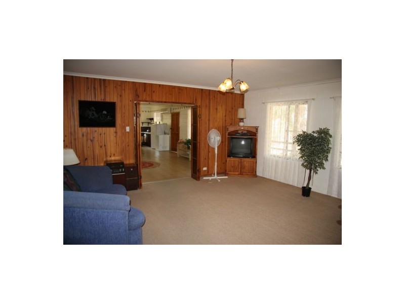 Goomboorian QLD 4570