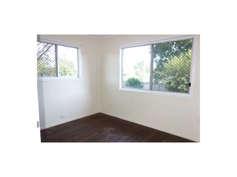 21 Andrea Avenue, Southside QLD 4570