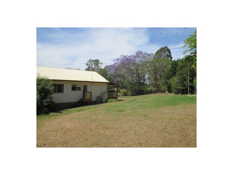 3 Opal Street, Southside QLD 4570