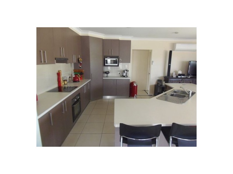 63 Gympie View Drive, Southside QLD 4570