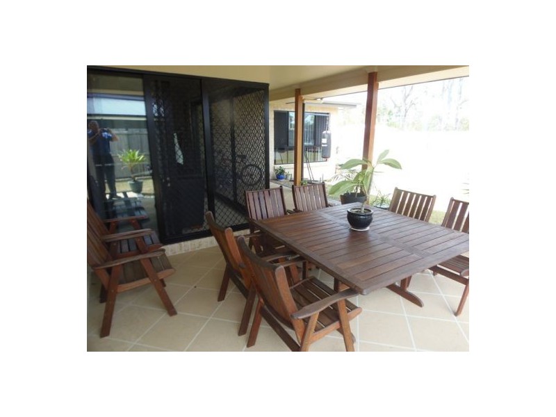 63 Gympie View Drive, Southside QLD 4570