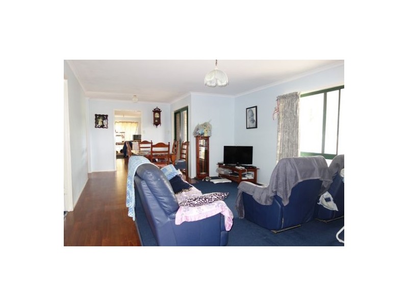 2 Benstead Court, Widgee QLD 4570