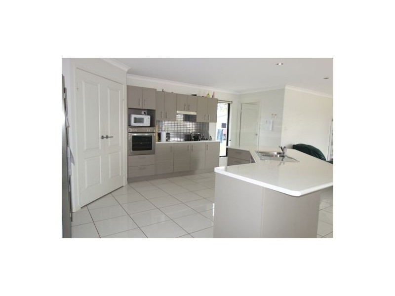 16 Ayrshire Court, Pie Creek QLD 4570