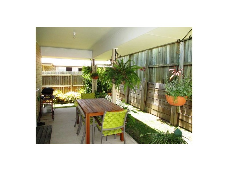 Unit 1/1 Suncrest Court, Southside QLD 4570