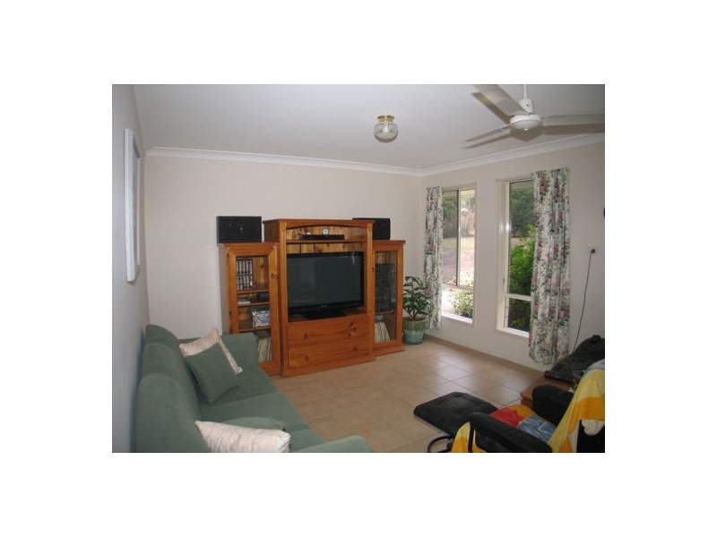 17 Spiegel Road, Glenwood QLD 4570