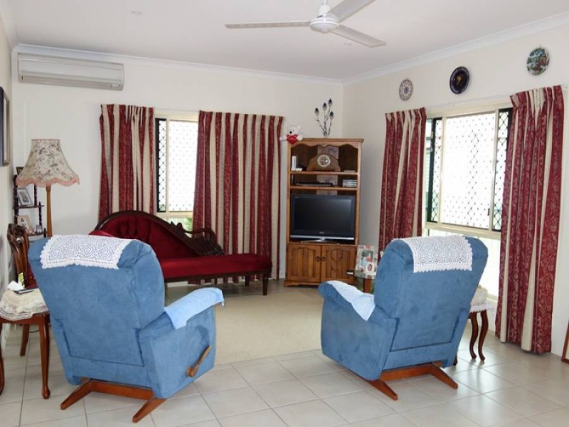 34 Laird Street, Goomeri QLD 4601