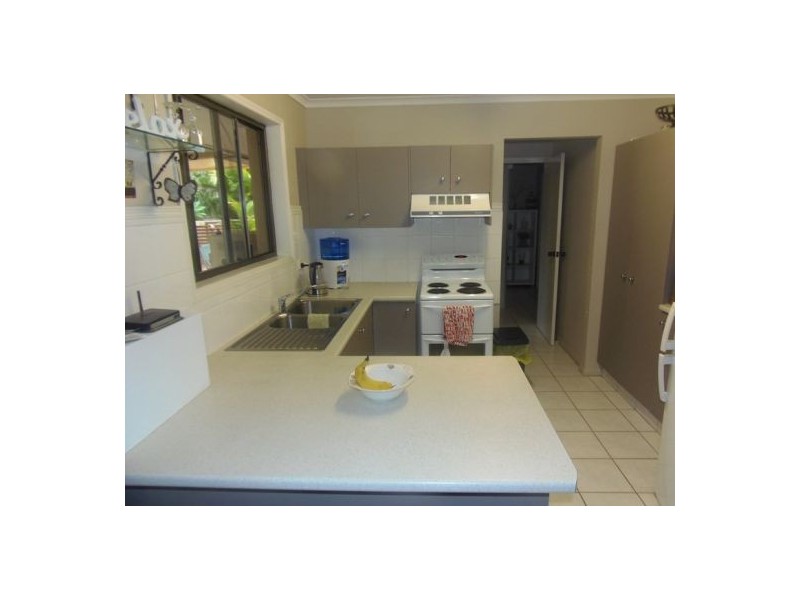 100 Stumm Road, Southside QLD 4570