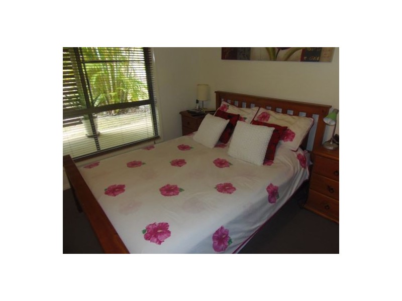 100 Stumm Road, Southside QLD 4570