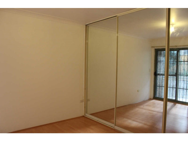 2/3 CROWN STREET, Granville NSW 2142