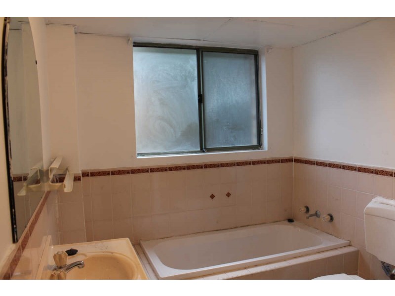 2/3 CROWN STREET, Granville NSW 2142