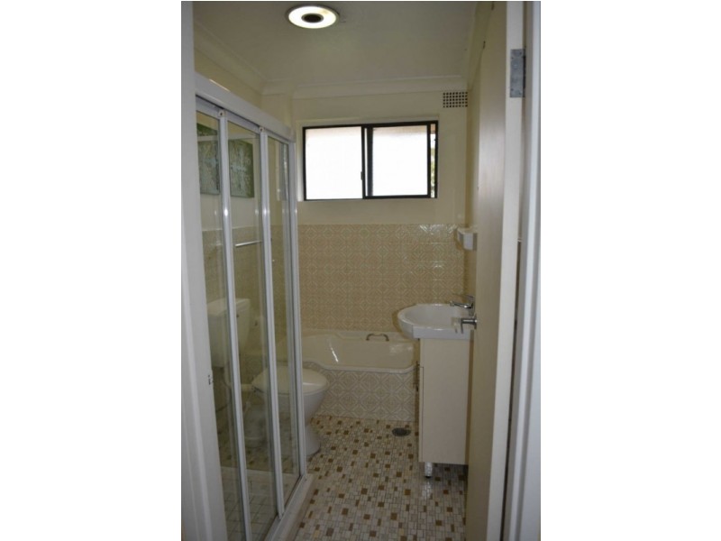 10/04 ARTHUR STREET, Merrylands NSW 2160