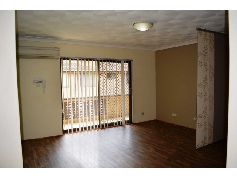 10/04 ARTHUR STREET, Merrylands NSW 2160