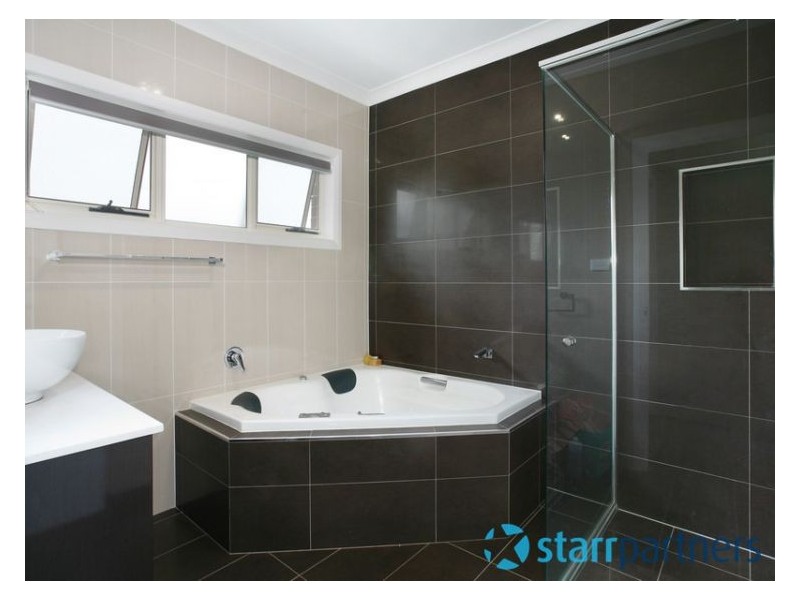 13 Grazier Circuit, Pemulwuy NSW 2145