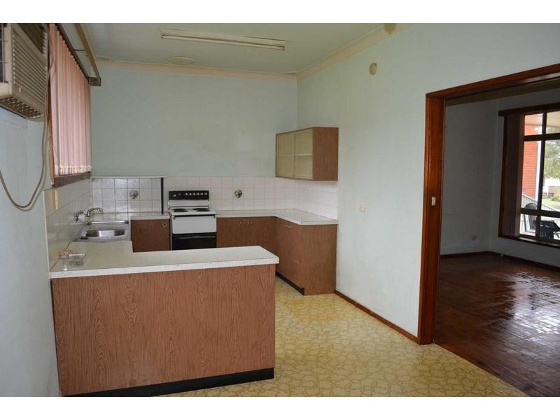 16 LOUGH AVENUE, Guildford NSW 2161