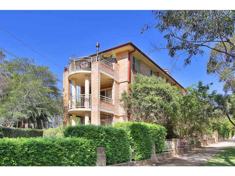 18/53 KENYONS ROAD, Merrylands NSW 2160