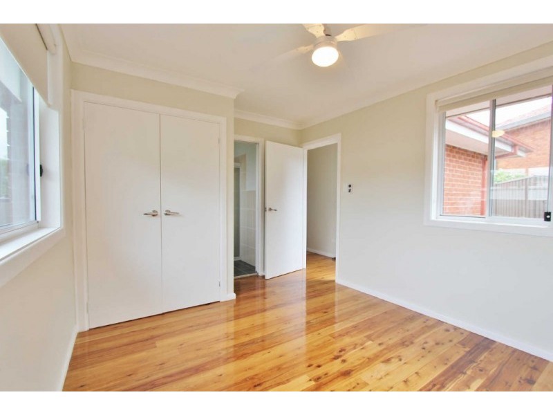 5B CROFT AVENUE, Merrylands NSW 2160