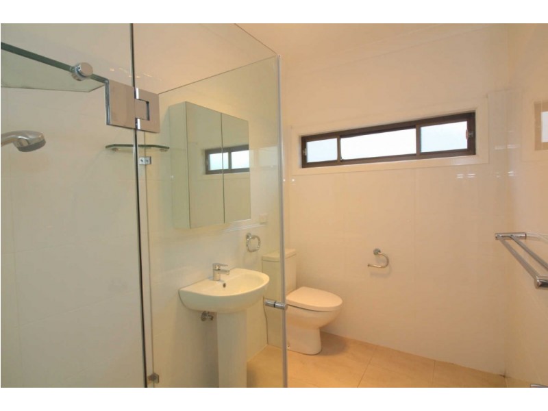 24 AVISFORD STREET, Fairfield NSW 2165