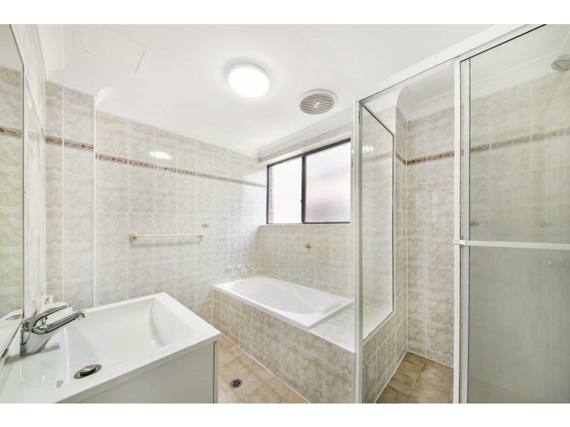 2/130 GOOD STREET, Harris Park NSW 2150