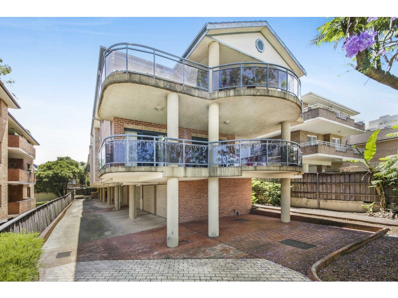 2/130 GOOD STREET, Harris Park NSW 2150
