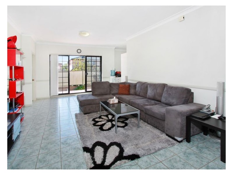 6/16 Rickard Street, Merrylands NSW 2160