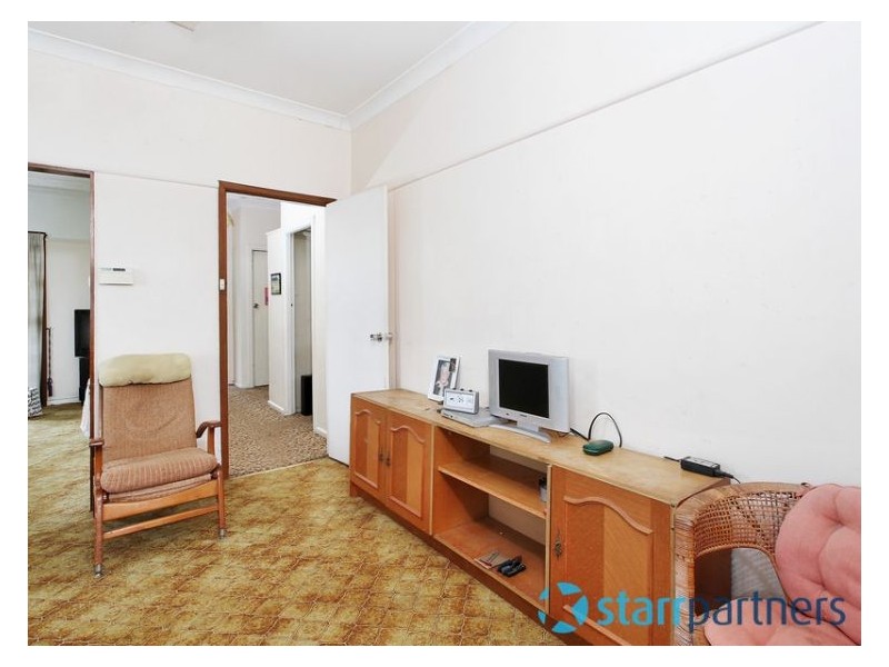 8 Bangor Street, Guildford NSW 2161