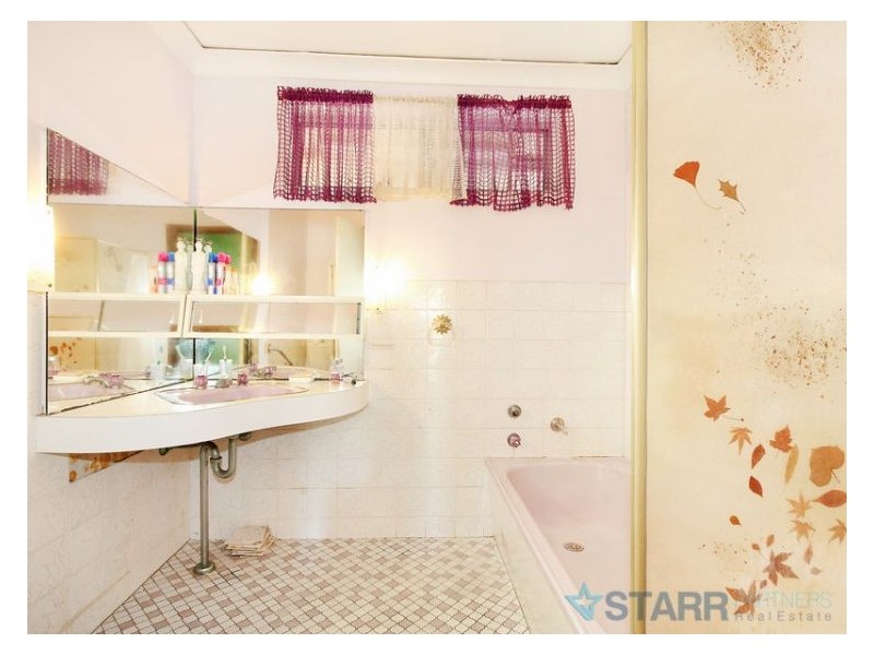 15 Bambil Street, Greystanes NSW 2145