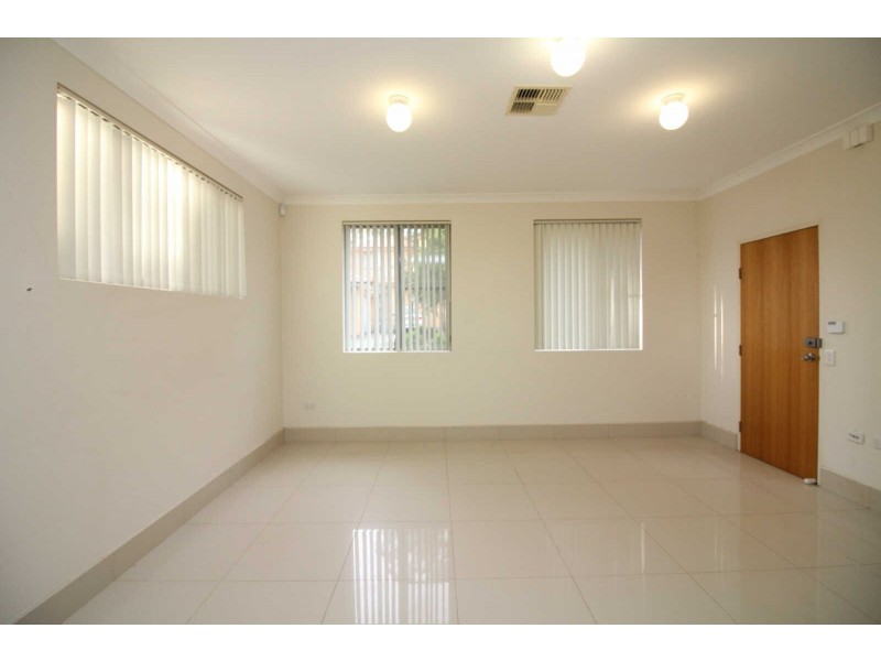 05/51 WARREN ROAD, Woodpark NSW 2164