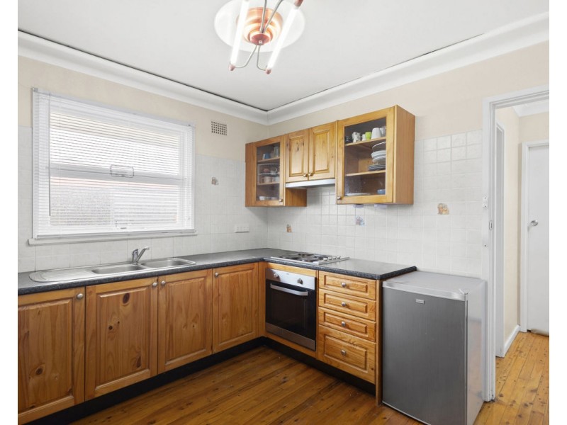 56 Sandra Street, Woodpark NSW 2164