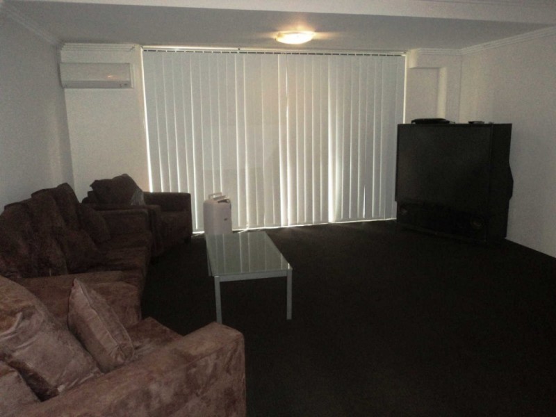 10/223-225 WILLIAM STREET, Merrylands NSW 2160