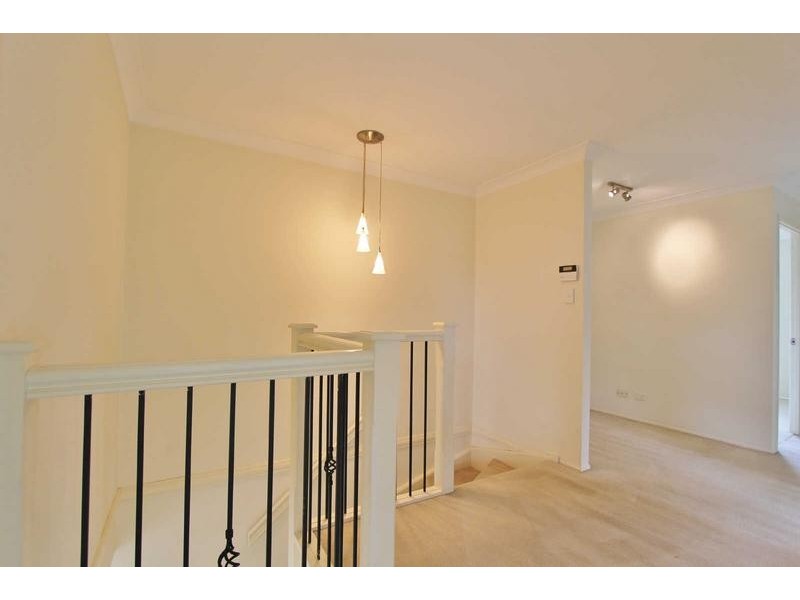 10 BISHOP AVENUE, Pemulwuy NSW 2145