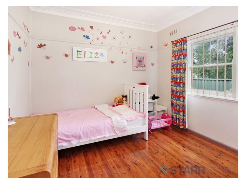 9 Brooks Street, Guildford NSW 2161