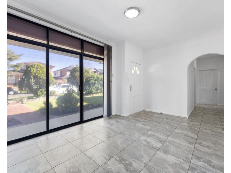 4 Valda Street, Merrylands NSW 2160