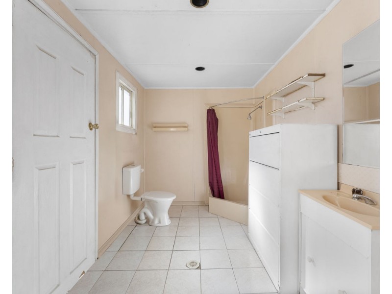 4 Valda Street, Merrylands NSW 2160