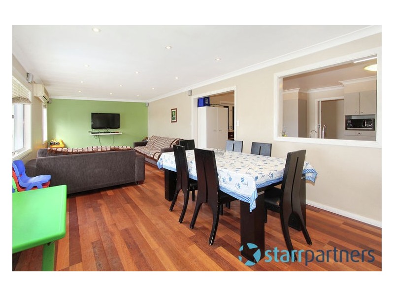 8 Braeside Road, Greystanes NSW 2145