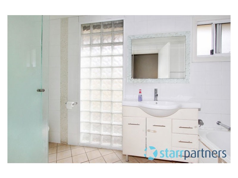 8 Braeside Road, Greystanes NSW 2145