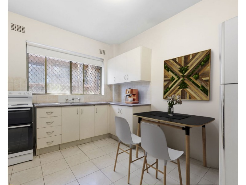 7/16 Calliope Street, Guildford NSW 2161