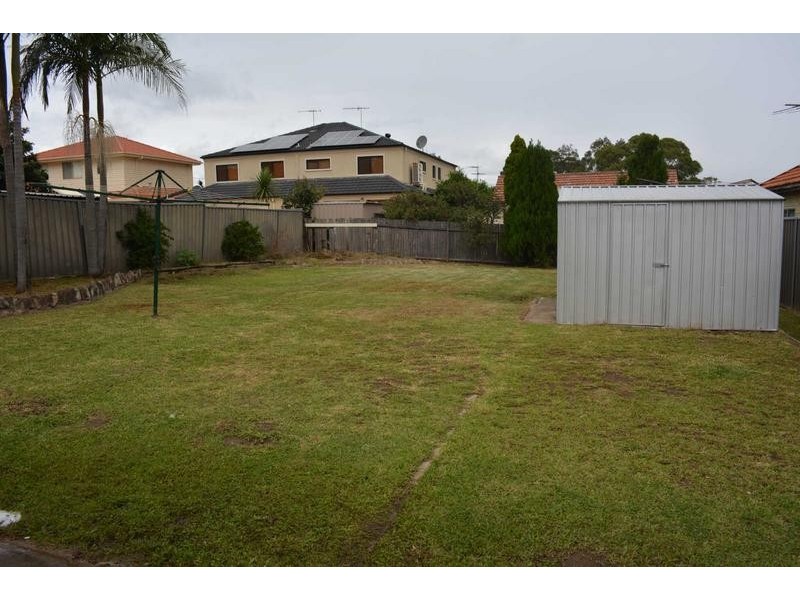 15 BARTLETT STREET, South Wentworthville NSW 2145