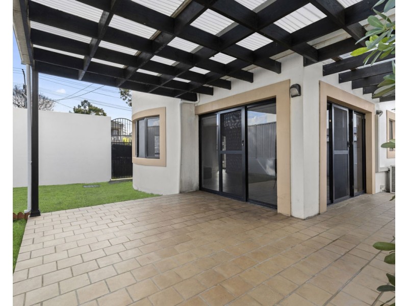 8 Walker Street, Merrylands NSW 2160