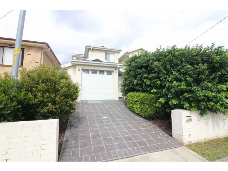 04 COMO STREET, Merrylands NSW 2160