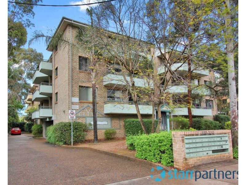 08/237 TARGO ROAD, Toongabbie NSW 2146