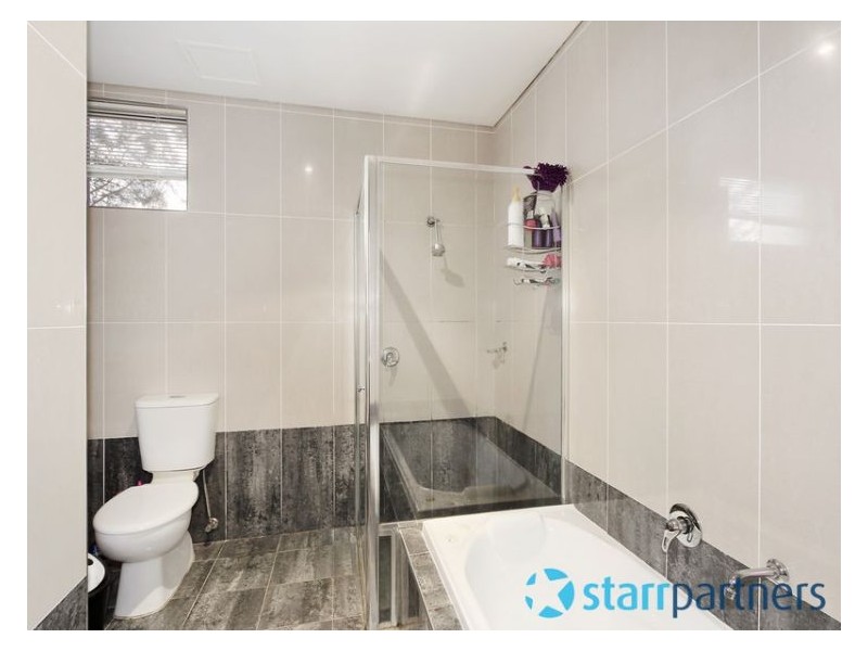 4/22-24a Parkside Lane, Westmead NSW 2145