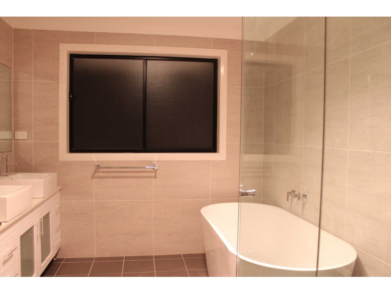 25 WHALANS ROAD, Greystanes NSW 2145