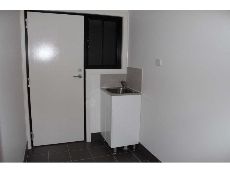 25 WHALANS ROAD, Greystanes NSW 2145